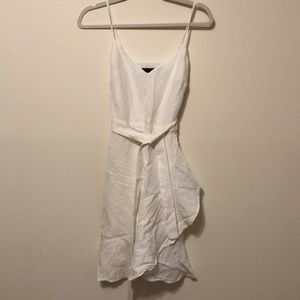 Banana Republic white linen blend wrap ruffle dress. Size 0
